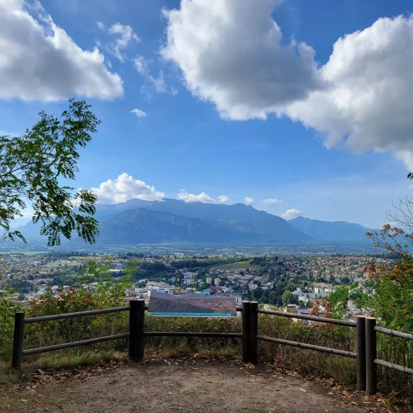 Découvrez Voiron à pied sur une journée