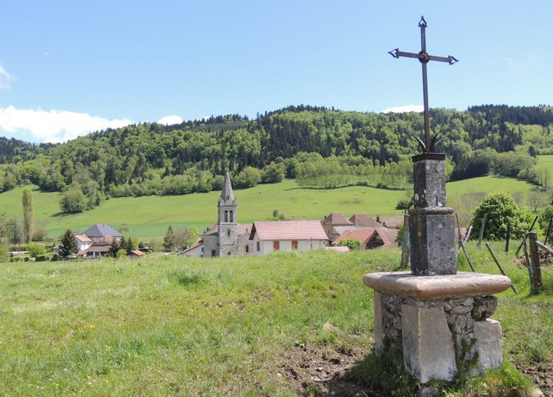 Hiking: The ancient Black Forest of the Chapel of Merlas