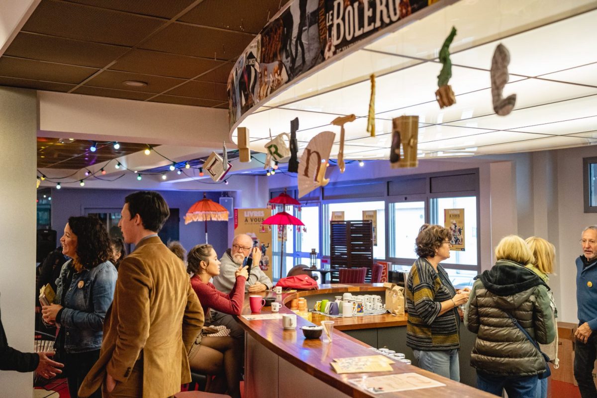 Inauguration de La Parenthèse, bistrot éphémère du festival