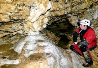 Initiation spéléo à la Grotte de St Aupre avec Acet’eau