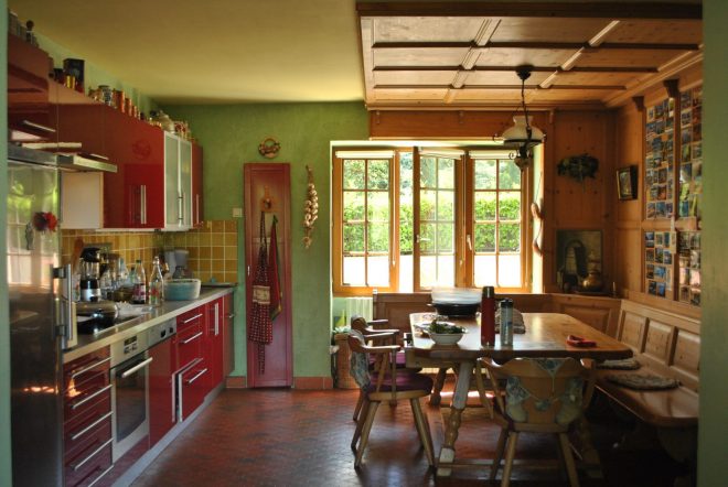 Foto der charmanten Küche des Gästezimmers Les Coquelicots