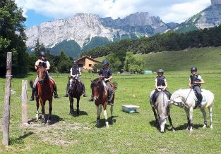 Stage d’équitation aux Écuries du Lac Bleu