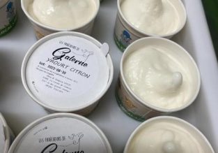 Vente de fromage de chèvre et noix de Grenoble à la ferme de Galerne