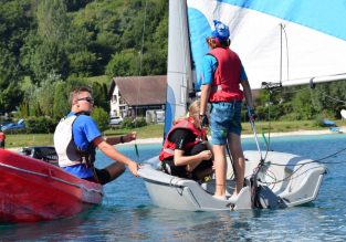 Yacht club Grenoble Charavines : location stand-up paddle, kayak et voile
