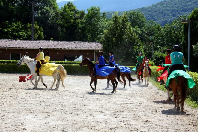 Cours d’équitation avec les Écuries de Crossey