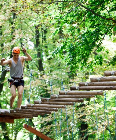 Parcours Accrobranche chez Brune Aventure