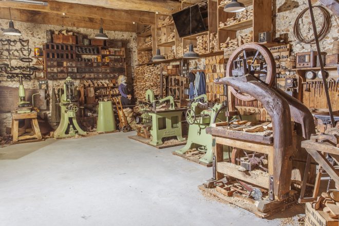 f-musee_de_la_galoche.tif