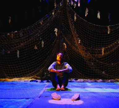 Théâtre : Un qui veut traverser