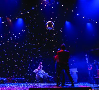 Théâtre : Le jeu de l’amour de l’amour et du hasard du Collectif L’Émeute