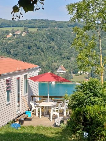 Mobil-Home vue lac