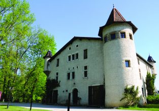 Tout au long des noyeraies